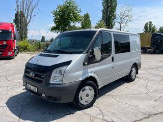 Ford Transit foto 1