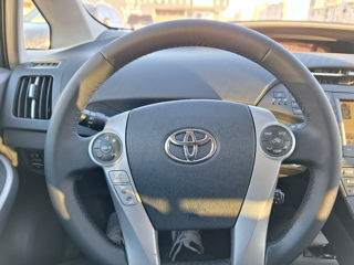 Toyota Prius foto 8