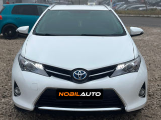 Toyota Auris foto 2