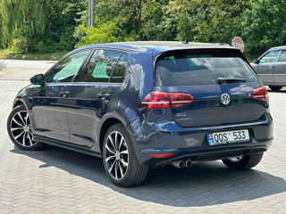 Volkswagen Golf foto 5