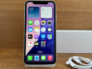 iPhone XR 128 ГБ foto 4