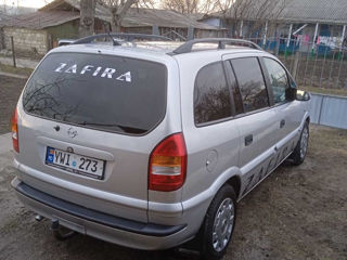 Opel Zafira foto 5