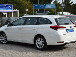 Toyota Auris foto 4