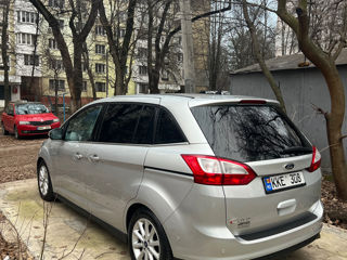 Ford Grand C-MAX foto 8