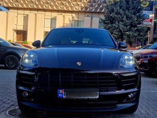 Porsche Macan foto 1