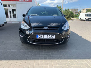 Ford S-Max foto 1