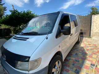 Mercedes Vito foto 2