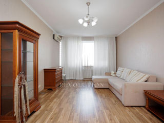 Apartament cu 2 camere, 74 m², Botanica, Chișinău foto 9