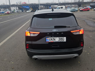 Ford Kuga foto 2