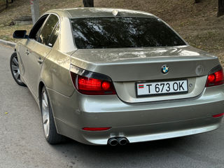 BMW 5 Series foto 4