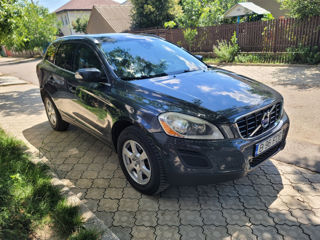 Volvo XC60 foto 1