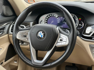 BMW 7 Series foto 6