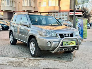 Nissan X-Trail foto 3