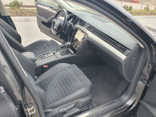 Volkswagen Passat foto 8