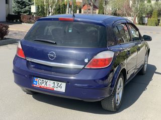 Opel Astra foto 6