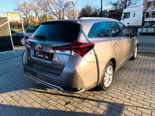 Toyota Auris foto 7