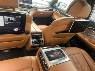 BMW 7 Series foto 6