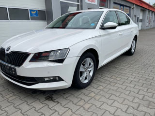 Skoda Superb фото 1