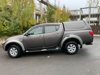 Mitsubishi L200 foto 2