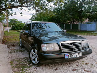 Mercedes Series (W124) foto 7