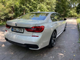 BMW 7 Series foto 5