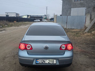 Volkswagen Passat foto 2