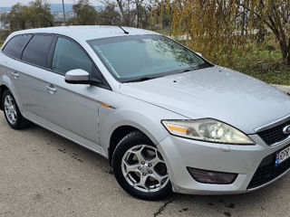 Ford Mondeo foto 5