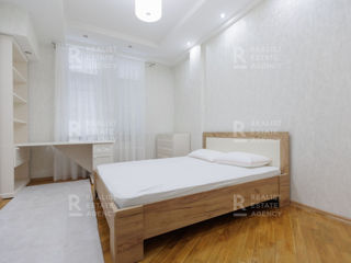 Apartament cu 3 camere, 100 m², Centru, Chișinău