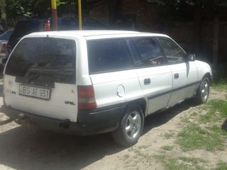 Opel Astra foto 2