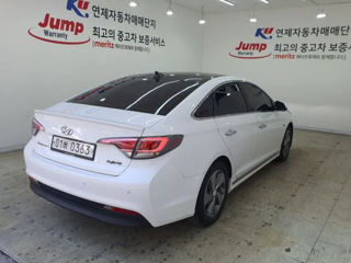 Hyundai Sonata foto 2