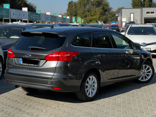 Ford Focus foto 3