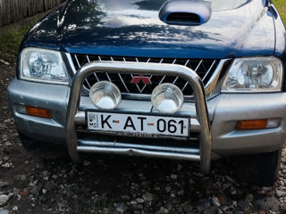 Mitsubishi L200 foto 2