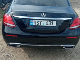 Mercedes E-Class foto 3