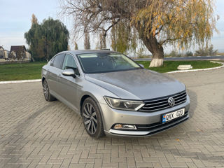 Volkswagen Passat foto 2