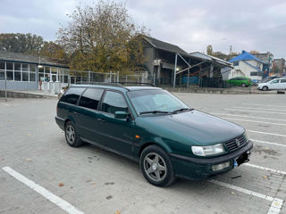 Volkswagen Passat foto 2