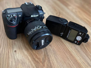 Профессиональный фотоаппарат Nikon ,обяктив ,спышка,ремешок! очень выгодная цена!! срочно!! foto 3