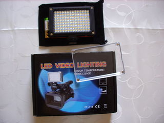 Видео-фото экономная подсветка+фонарь 120 мощных светодиодов foto 2