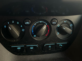 Ford Transit Connect foto 8