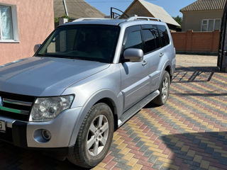 Mitsubishi Pajero foto 5