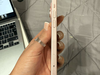 iPhone 15 128 GB pink foto 7