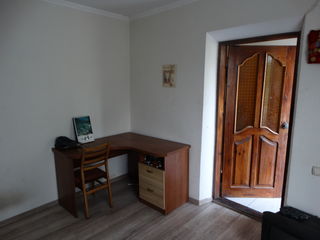 Se vinde casă cu 2 nivele, 150 m2+ 10 ar, s.Costești, raionul Ialoveni! foto 6