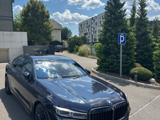 BMW 7 Series foto 4