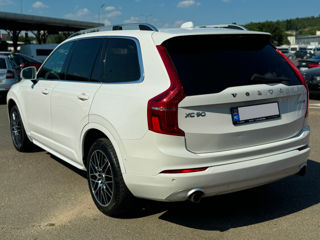 Volvo XC90 foto 8