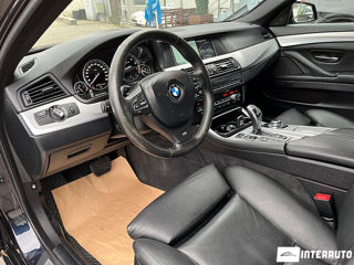 BMW 5 Series foto 7