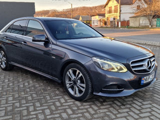 Mercedes E-Class foto 5