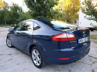 Ford Mondeo foto 3