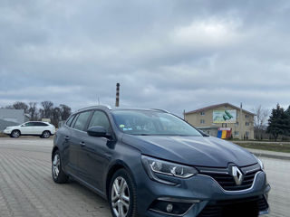 Renault Megane foto 1