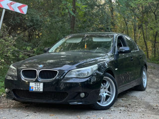 BMW 5 Series foto 1