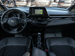 Toyota C-HR foto 7