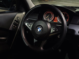 BMW 5 Series foto 16